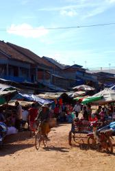 Kampong Khleang market