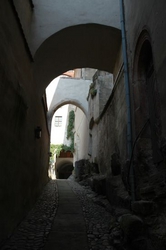 One of the pathways around the castle, leading to its own brewery