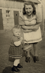 1950 - Elfried Rother and Inge Rother at Easter - v2.jpg