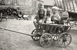 1951 - Paul Rother with friends on Karl Jahn's farm.jpg