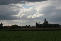 ride-into-poperinge.jpg
